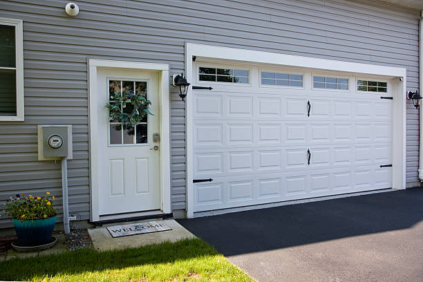 24/7 Emergency Garage Door Panel Replacement experts in Millville, UT